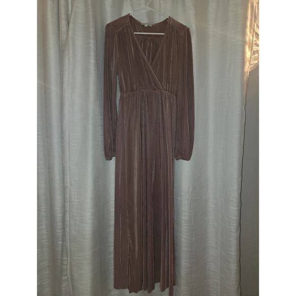 Womens Baltic Born Venus Pleated Maxi Dress in mauve color Size S - Picture 2 of 6